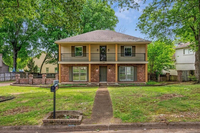 Building Photo - 2232 Burfordi Ln