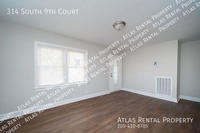 Building Photo - 314 9th Ct S