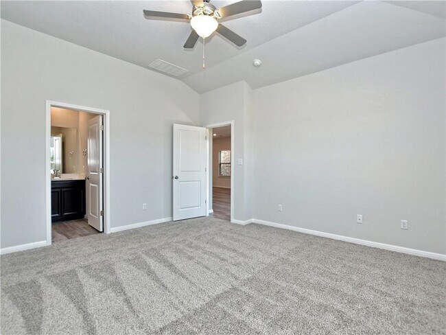 Building Photo - 517 Gabrielle Anne Dr
