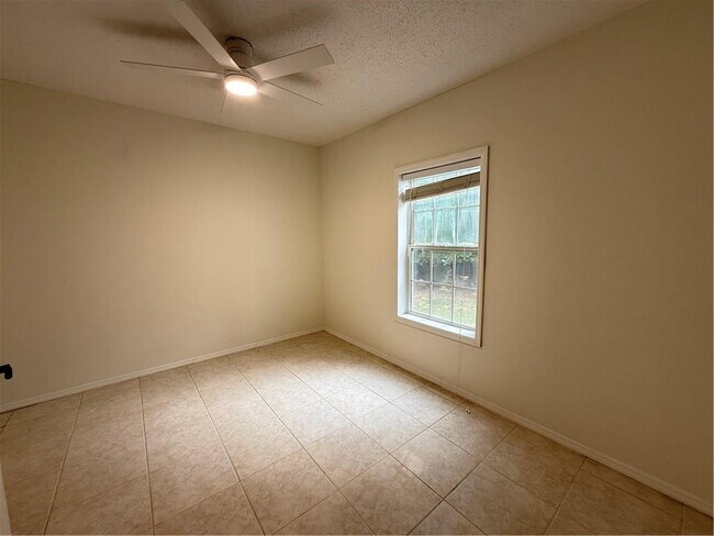 Building Photo - 2822 Savannah Walk Cove