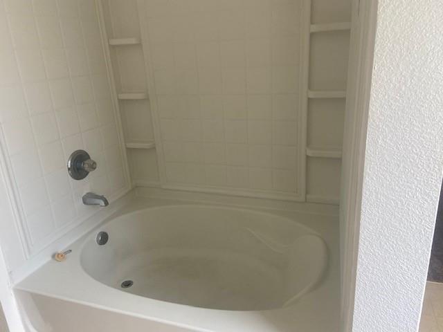 Building Photo - 14860 Bell Manor Ct