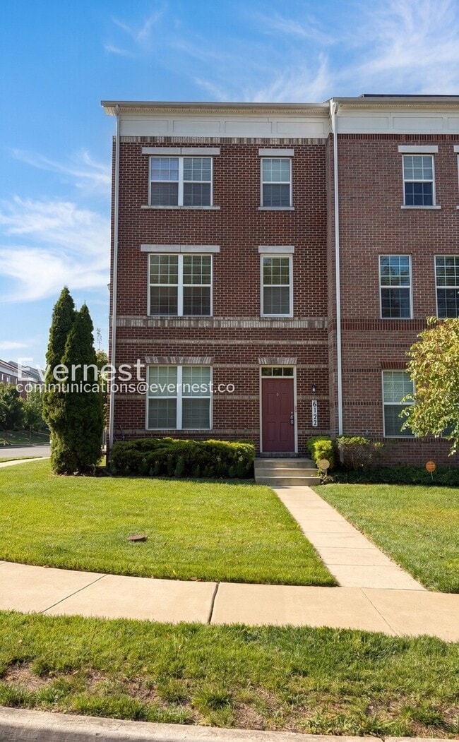 Building Photo - 6137 Hanlon St