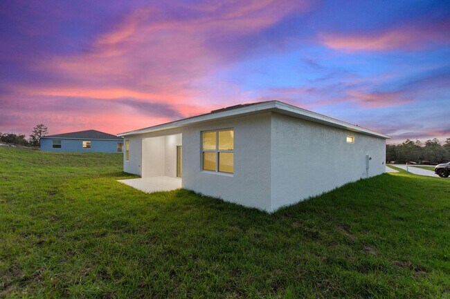 Building Photo - Deposit-Free! Modern, energy efficient hom...