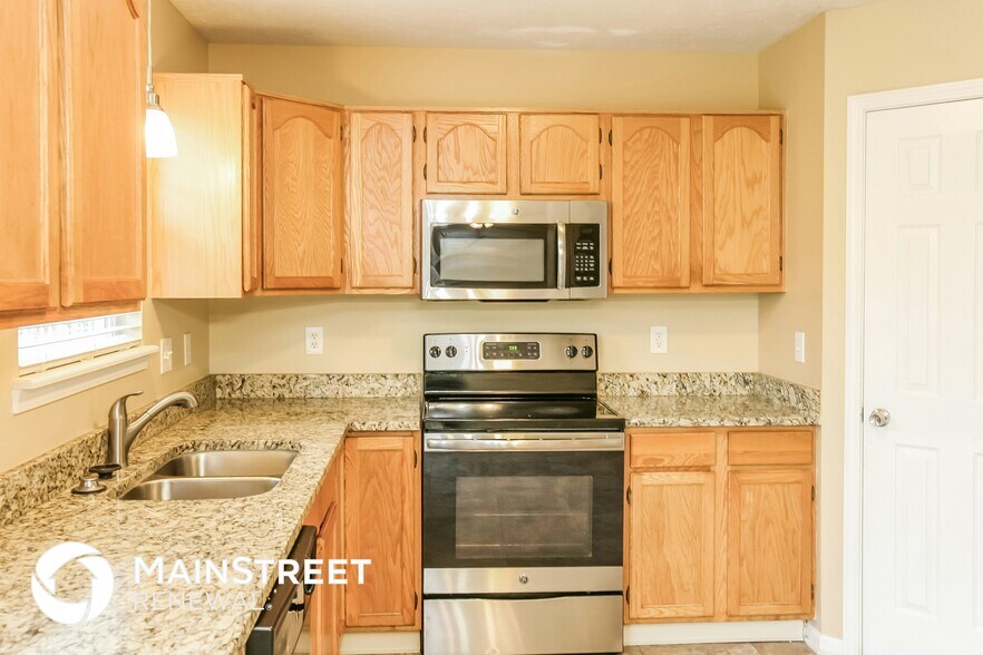 Building Photo - 10734 Snowdrop Way