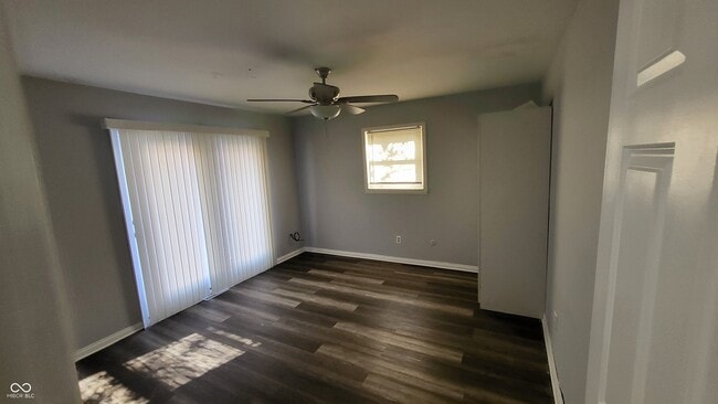 Building Photo - 2809 N Hawthorne Ln