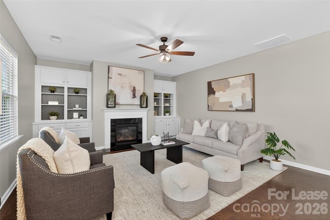 Building Photo - 7019 Hamilton Mill Dr