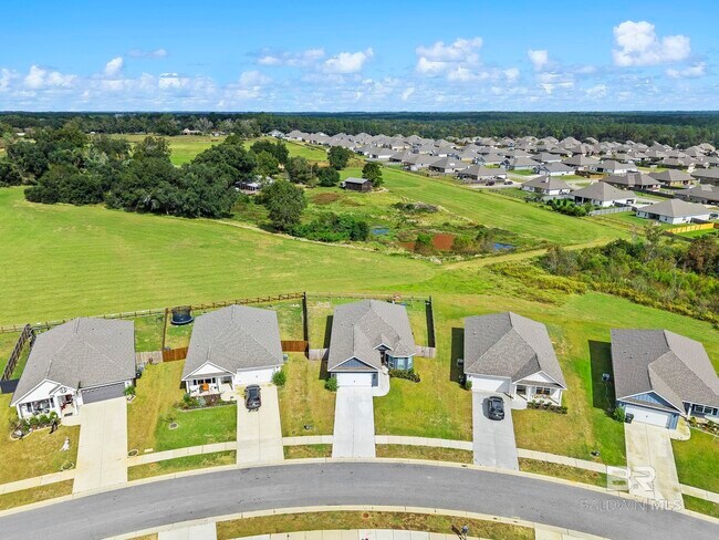 Building Photo - 13164 Shoshoney Cir