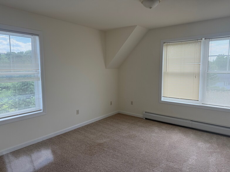 Bedroom 2 - 117 John Fay Rd