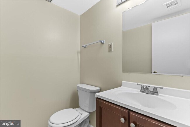 Building Photo - 7219 Bona Vista Ct