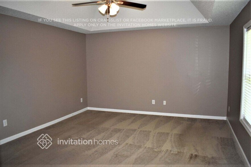 Building Photo - 4028 St George Walk SW