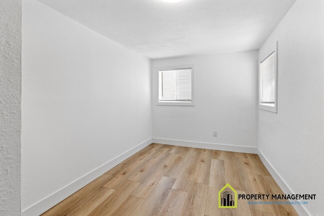 Building Photo - Charming 2-Bedroom Retreat in Sacramento – Gated w/Large yard