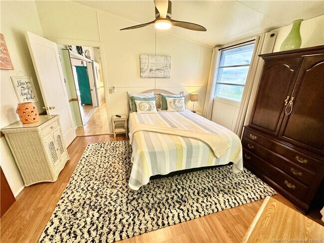 Building Photo - 927 Nettles Blvd