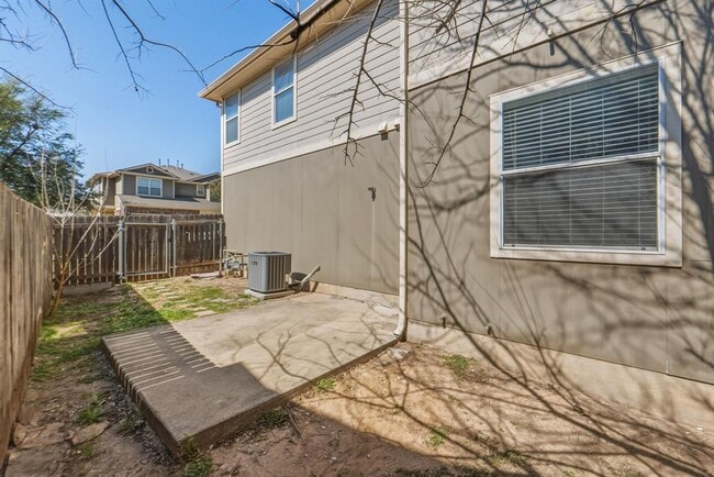 Building Photo - 14512 Harris Ridge Blvd