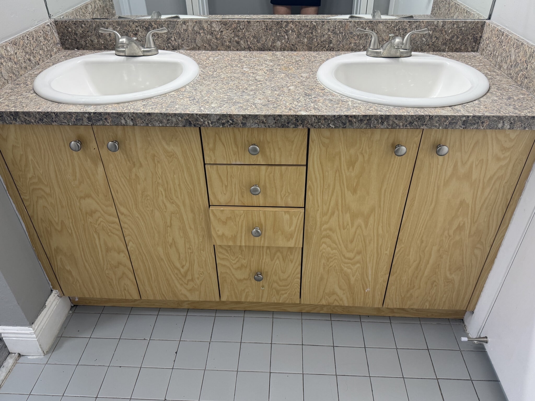 Building Photo - 2881 N Oakland Forest Dr