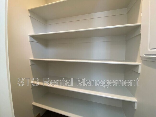 Building Photo - 4381 W 1200 S