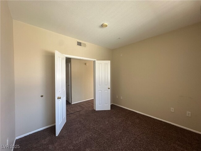 Building Photo - 2900 Sunridge Heights Pkwy
