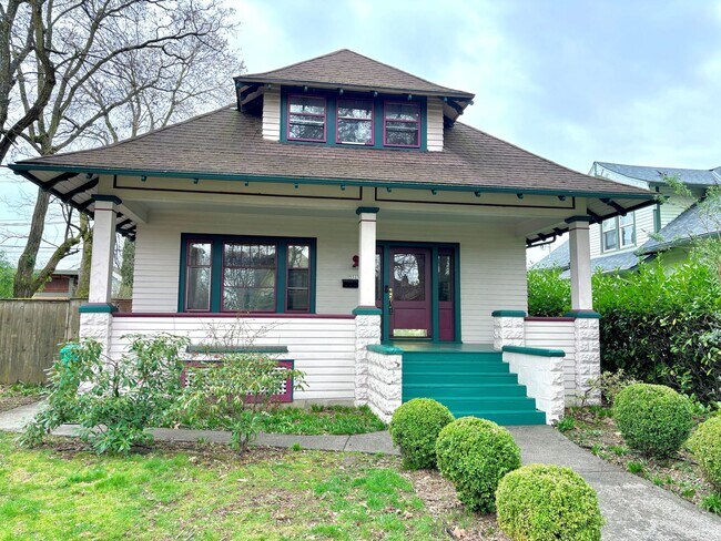 Building Photo - Historic and Spacious Humboldt Neighborhood Home w/ Covered Front/Back Patio and Huge Basement