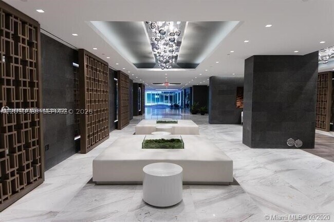 Building Photo - 400 Sunny Isles Blvd