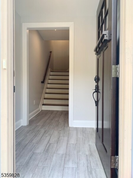 Building Photo - 46 Elm Rd