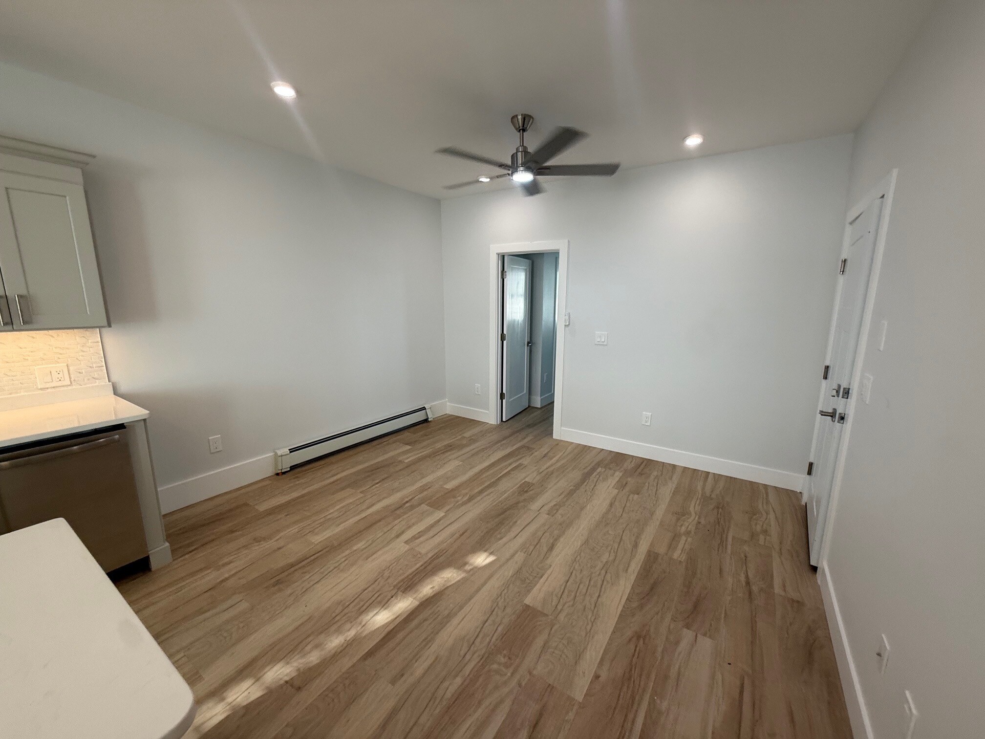 Building Photo - 53 W Eagle St