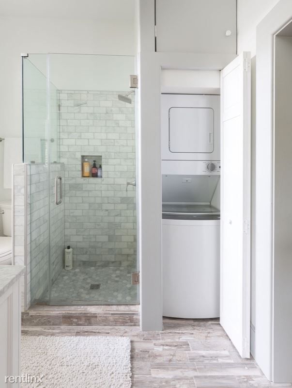 Building Photo - 1 br, 1 bath Condo - 20 Limehouse B Unit B