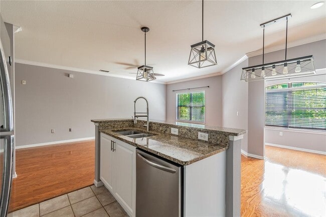 Building Photo - 2265 Portofino Pl