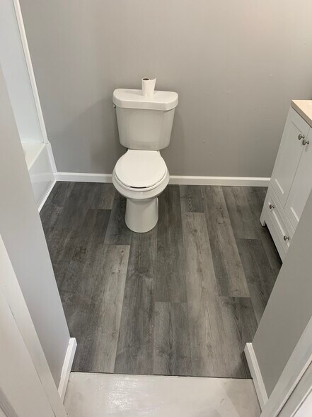 Building Photo - 10 Lehigh Ave