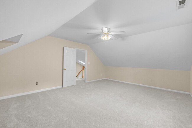 Building Photo - 108 Castlebury Creek Ct
