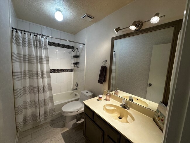 Building Photo - 3044 High Plains Dr