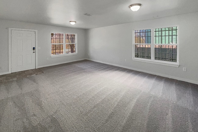 Building Photo - 4640 Corregidor St