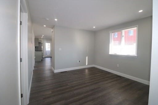 Building Photo - 848 Washington St