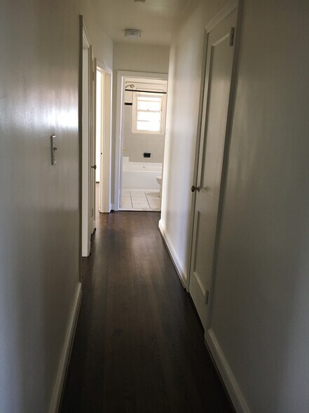 Hallway - 6527 Ivy Hill Dr