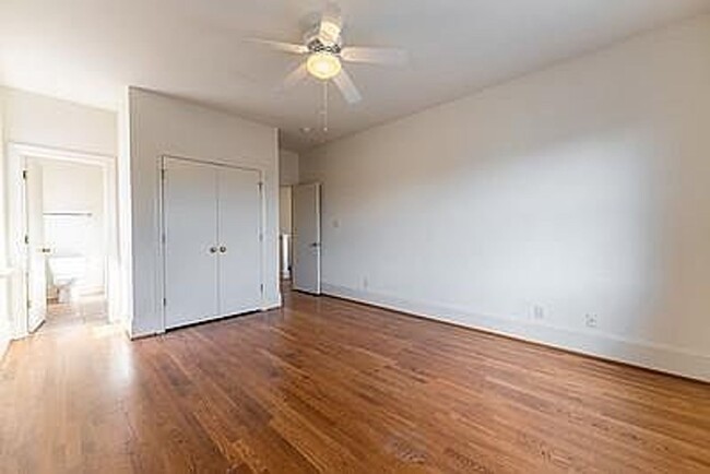 Building Photo - Spacious 3-Bedroom Apt on Cary St.