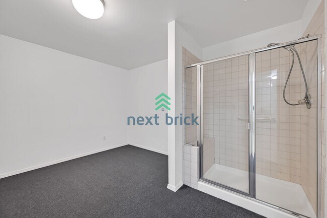 Building Photo - Beautiful home with 4 beds, 3.5 baths for rent