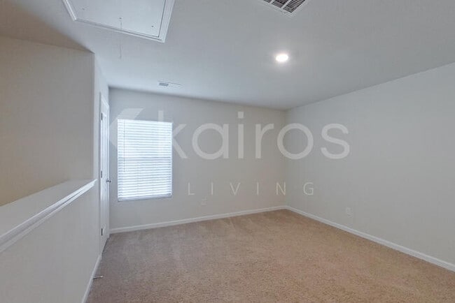 Building Photo - 1626 Hidden Gdn Ln