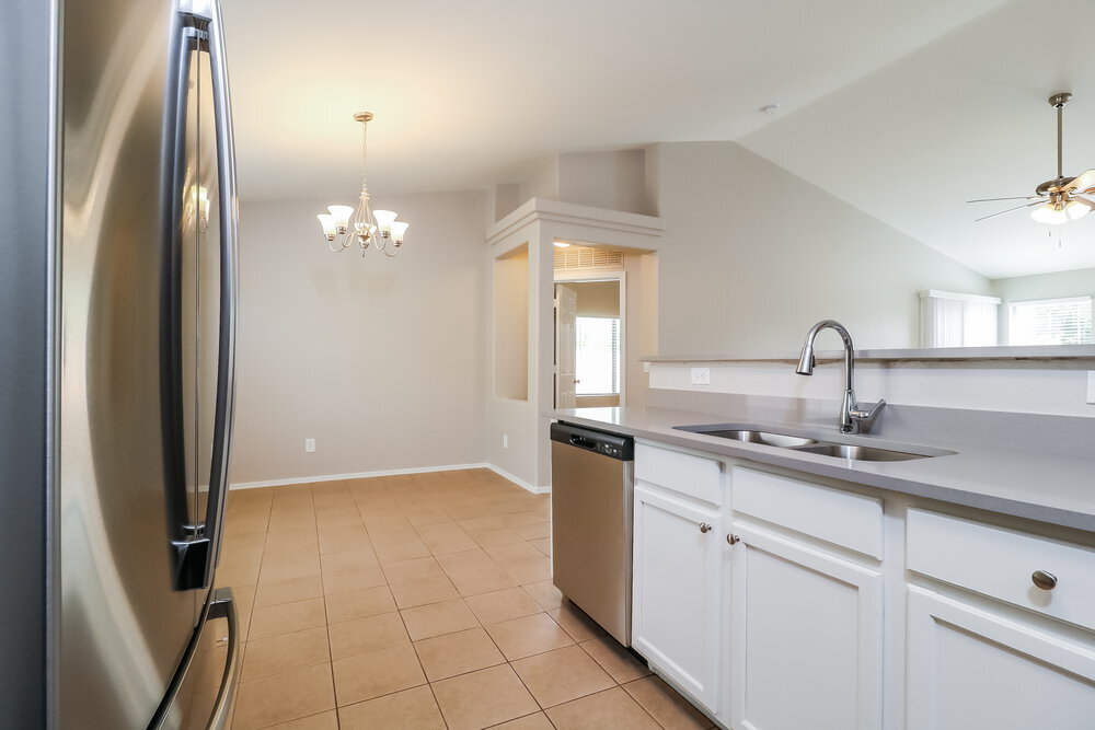 Building Photo - 14715 N 124th Ave