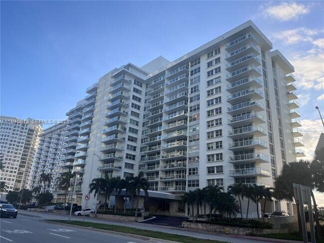 Building Photo - 5750 Collins Ave