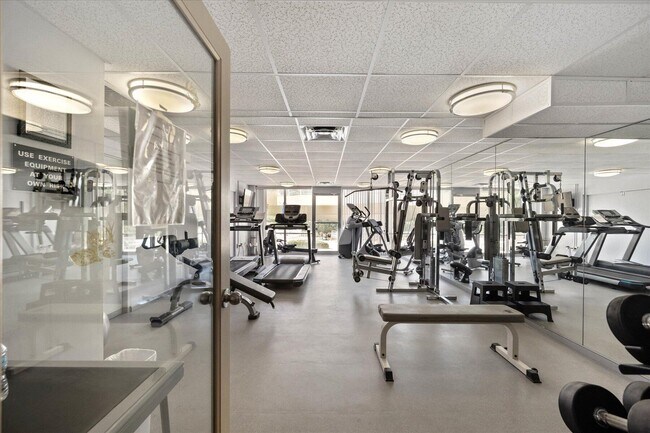 Building Photo - 3475 S Ocean Blvd