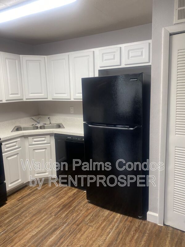 Building Photo - 4724 Walden Cir