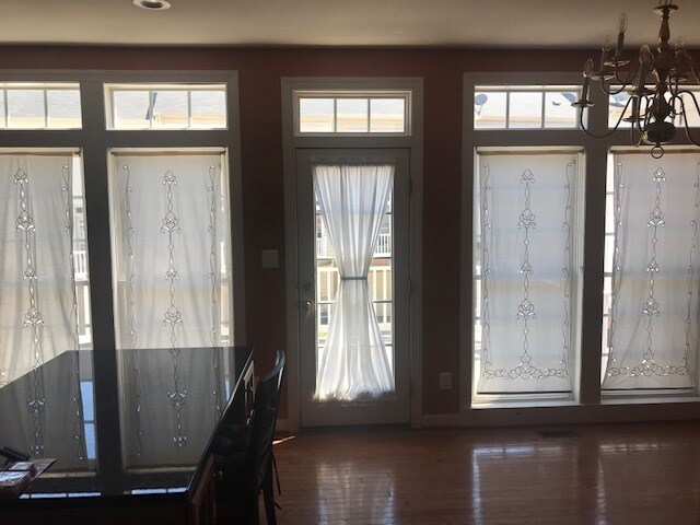 Building Photo - 5004 Cameo Ter