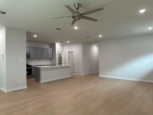Building Photo - 1606 Dove Dr