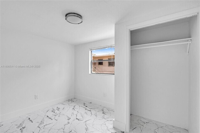 Building Photo - 54 NW 62nd St