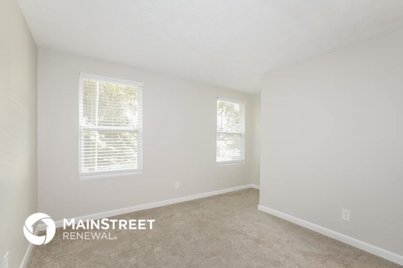 Building Photo - 694 Stoneside Dr