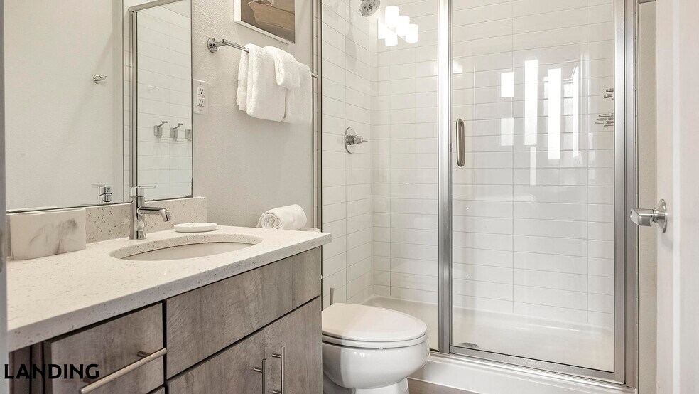 Building Photo - 3022 Zuni St