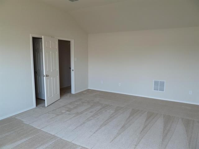 Building Photo - 1917 Grand Fairway Dr