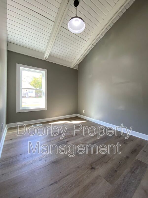 Building Photo - 1119 Pierce St