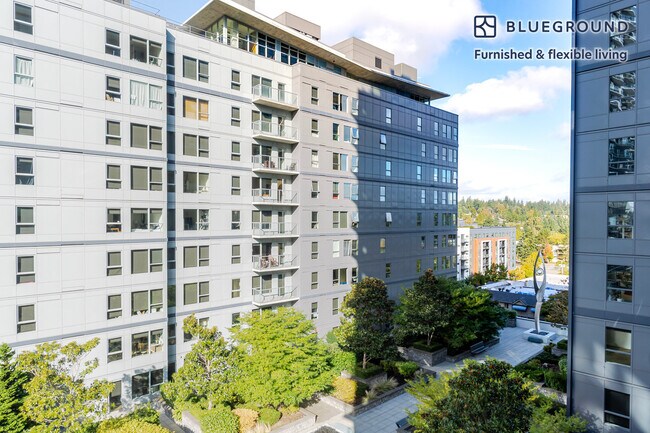 Building Photo - 10301 NE 10th St