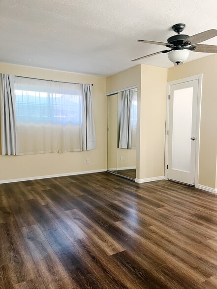 Building Photo - 15023 Hornell St