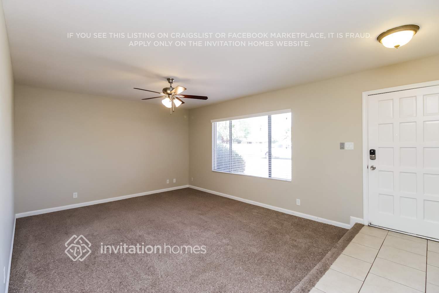Building Photo - 2412 S Cottonwood Dr