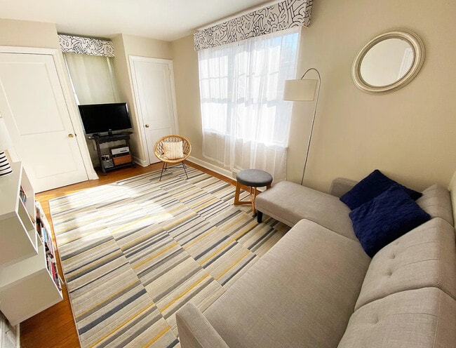 Building Photo - 24 Highland Ave